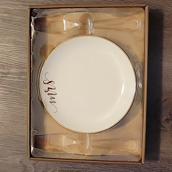 Lillian Rose Mr and Mrs Plates - Picture 5 of 7